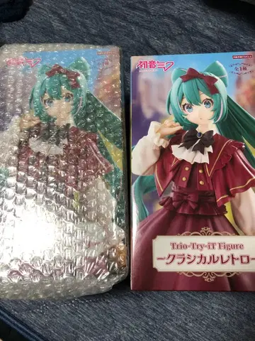 하츠네 미쿠 클래시컬 레트로 피규어 2개 세트