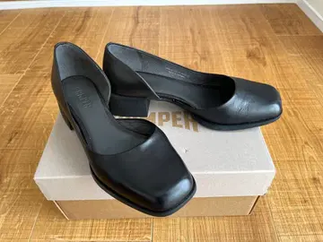 COMPER 블랙 하이힐 스퀘어토