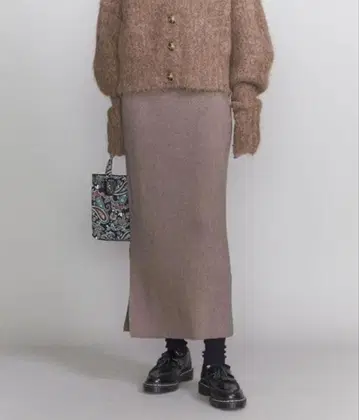 리브 사이드 슬릿 타이트 니트 스커트 -워셔블-