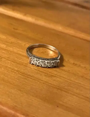 플라티나 다이아몬드 0.44캐럿 반지