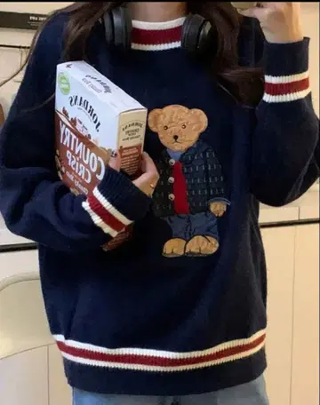 곰 네이비 니트 스웨터 새상품