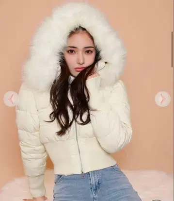 Rady 허리라인 크롭 다운 자켓