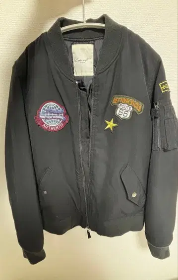 블랙 MA-1 자켓 엠블럼 포함