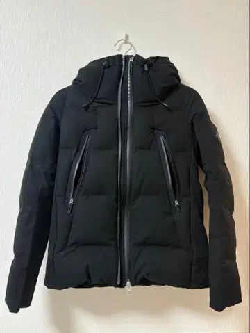 DESCENTE 미즈사와 다운 블랙 S