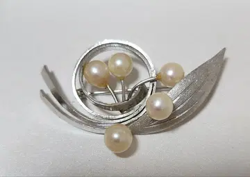 실버 펄 빈티지 브로치