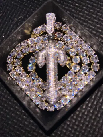 모이사나이트 테니스 체인