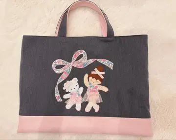 발레리나와 곰 자수 토트백