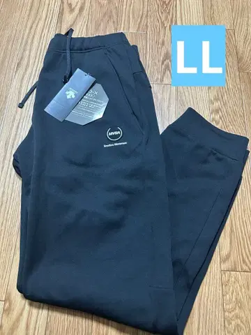 데상트 MOVE SPORT WIND-X 블랙 조거 팬츠