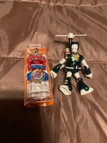 재판매 미크로맨에 쇼와 당시의 유니커 군단