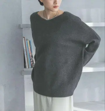 컨디션 최상 CN 라쿤 네이비 2WAY 니트 아파트 바이 로리즈