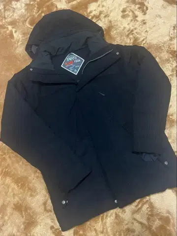 워크맨 블랙 후드 부착 다운 자켓