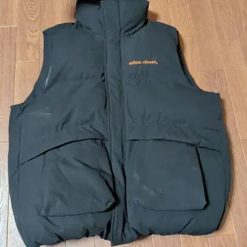 MIHNS CLOSET 블랙 다운 베스트 LL