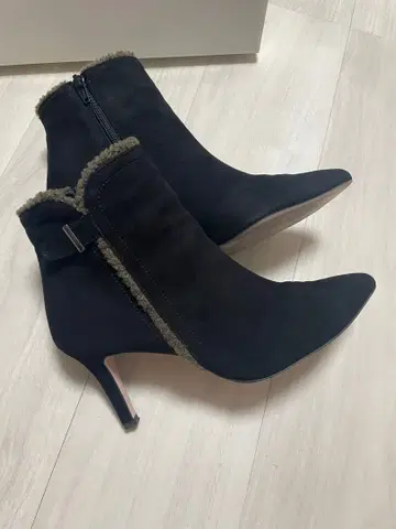 세븐투엘브서티 힐 부츠