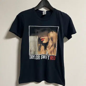 Taylor Swift RED 티셔츠 S 사이즈