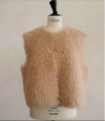 새상품급! 베이지 OHGA 퍼 베스트