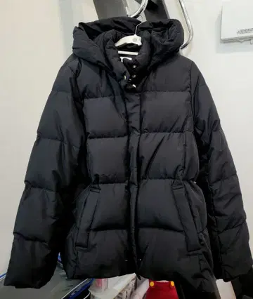 아름다운 실루엣 발수 다운 후드 블루종 M