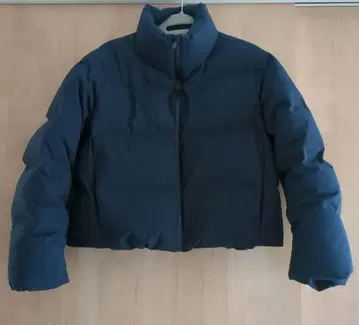 UNIQLO 심리스 다운 숏 자켓