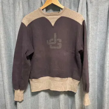 JERADO 젤라드 JOHN GLUCKOW 맨투맨