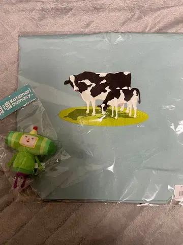 카타마리다마시 우시토트 + 왕자 키링