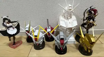 프라이스, 제일복권 피규어 묶음 판매 13체.