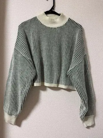 Heather 헤더 여성용 스트라이프 하이넥 니트 가격 인하