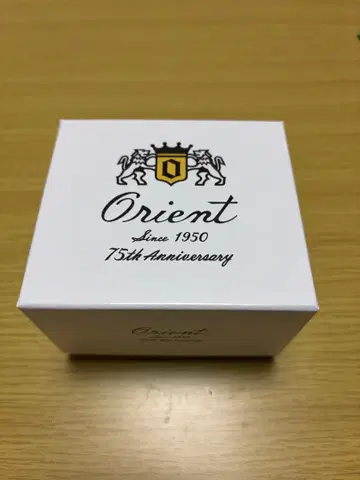 Orient 75주년 기념 손목시계