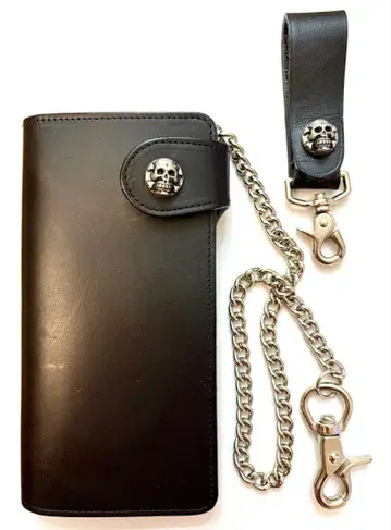 크림 소다 해골 리벳 장지갑 + 키링 세트