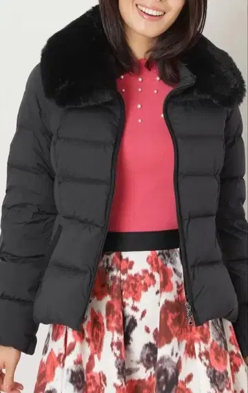 새상품급 tobechic 빅 사이즈 44 로이카 스트레치 숏코트