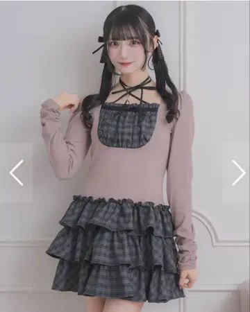 pium 라운드 프릴 티어드 리브 원피스