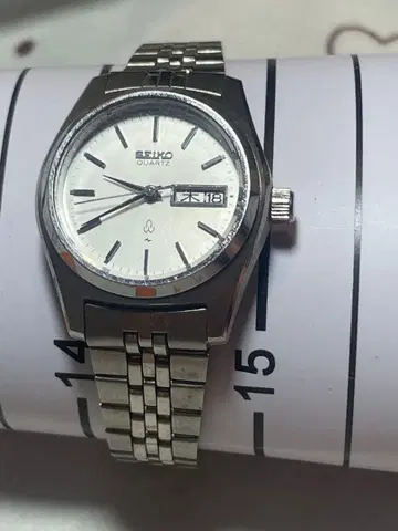 SEIKO 쿼츠 손목시계 실버