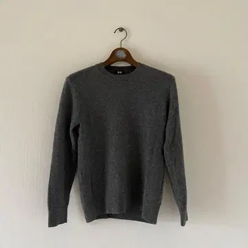 캐시미어 크루넥 스웨터