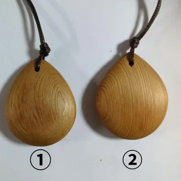 아코미님 야쿠 삼나무 펜던트