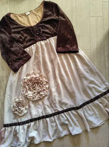 axes femme 긴팔 원피스