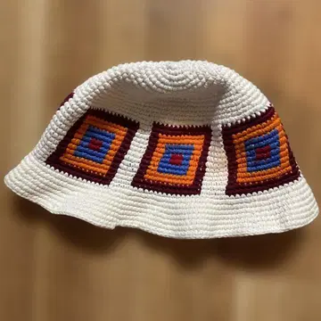 블록 패턴 버킷햇