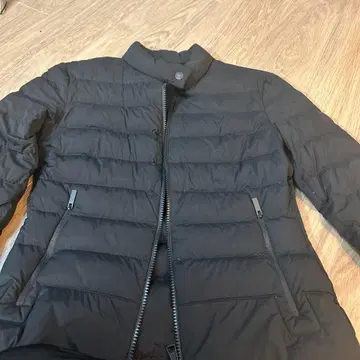 MONCLER 라이트 다운