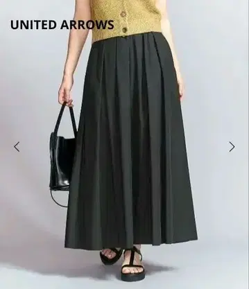 유나이티드 애로우즈 블랙 플레어 스커트 롱 기장