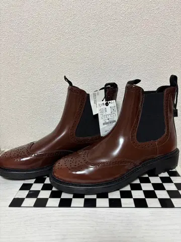 ZARA 브라운 사이드 고어 부츠 사이즈 38