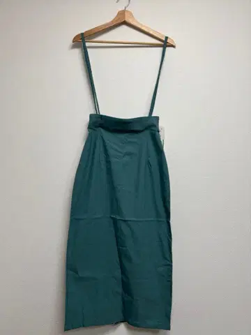 sense of place 스트레치 서스펜더 하이웨스트 스커트