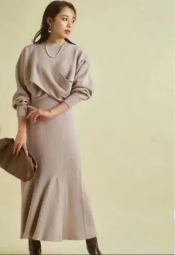 JUSGLITTY 2WAY 니트 원피스 베이지