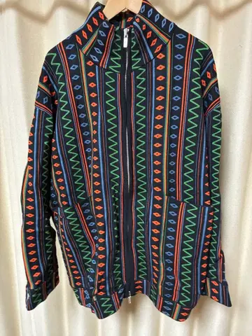 AMBERGLEAM 드라이버 니트 집업 자켓