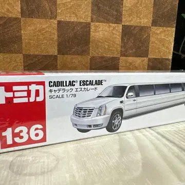 토미카 No.136 캐딜락 에스컬레이드 미개봉 새상품 단종