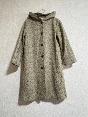 샐리 스콧 sally scott 코트 얇은 소재