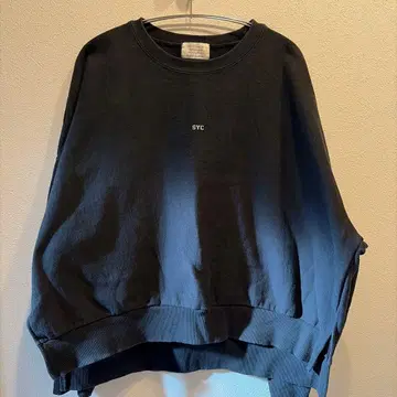 SYC 프린트 오버 사이즈 맨투맨 블랙