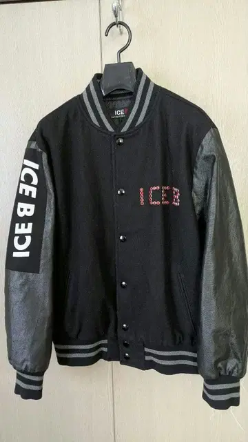 SALE ICEBERG VINTAGE 바시티 자켓