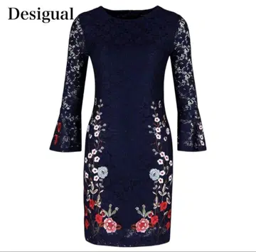 Desigual (데시구알) 전체 레이스 원피스 네이비 꽃무늬