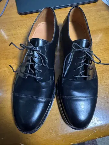 콜한 스트레이트 팁 가죽 밑창 미사용품 26.5cm