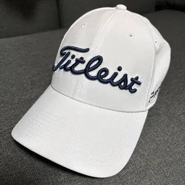 Titleist PRO V1 캡 화이트
