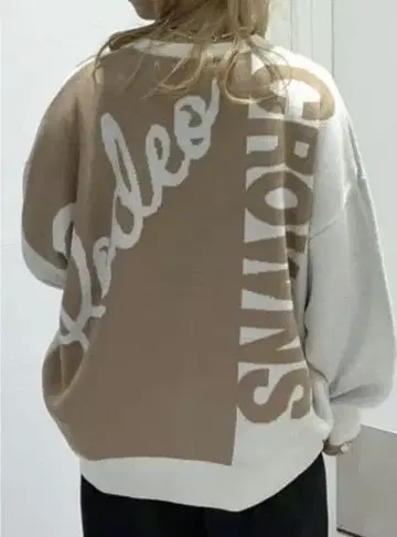 로데오 크라운 백 바이컬러 로고 니트탑 니트탑