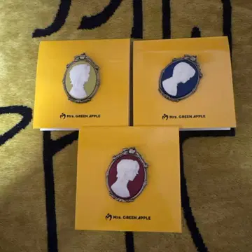 미세스 바벨탑 랜덤 아이템 카메오 핀즈 3종