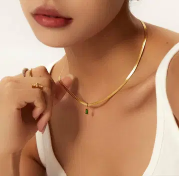Misy Jewelry 스네이크 목걸이 지르코니아